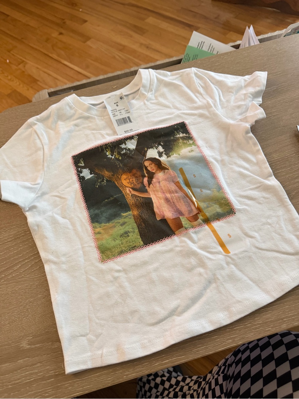 Olivia Rodrigo T-shirt, brand new tags size small